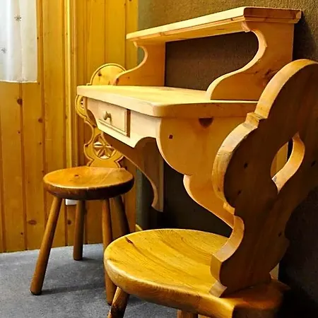 Le Relais Du Petit Saint Bernard 2* ラ・ロジエール