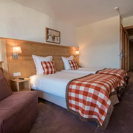 Le Relais Du Petit Saint Bernard Hotel 2*