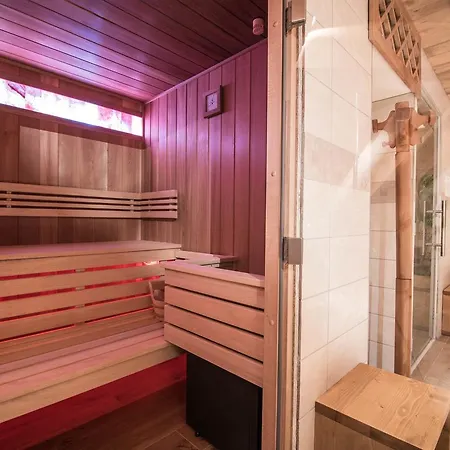 Le Relais Du Petit Saint Bernard 2*