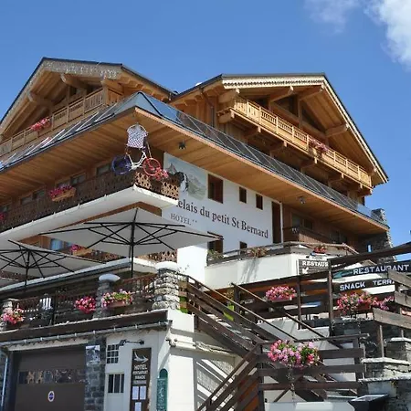 Le Relais Du Petit Saint Bernard Hotel